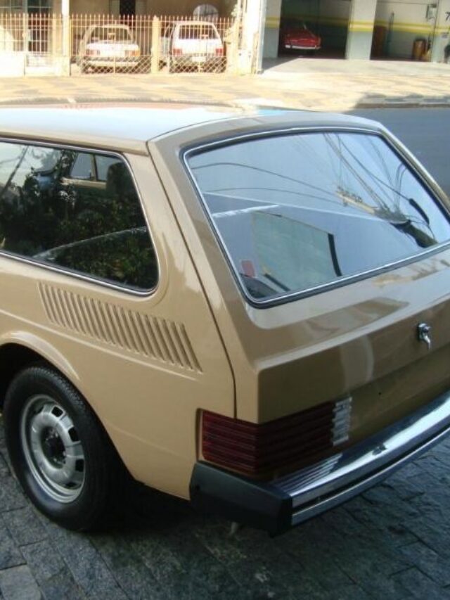 cropped-VW-Variant-II-1981-Motor-Tudo-4.jpg