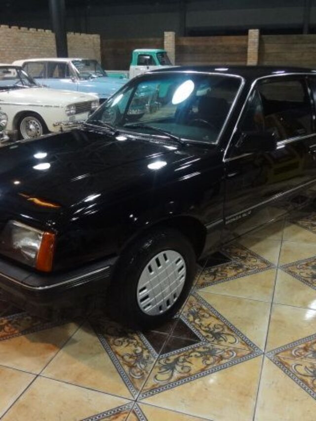 Chevrolet-Monza-hatch-Sl-e-1.8-1987-Motor-Tudo