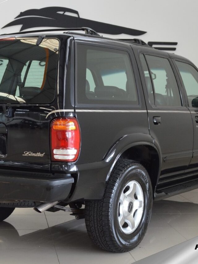 cropped-Ford-Explorer-Limited-5.0-V8-4X4-2000-Motor-Tudo-8.jpeg