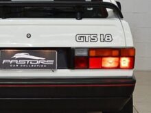 cropped-VW-Gol-GTS-1.8S-1989-Carros-esportivos-antigos-20.jpg
