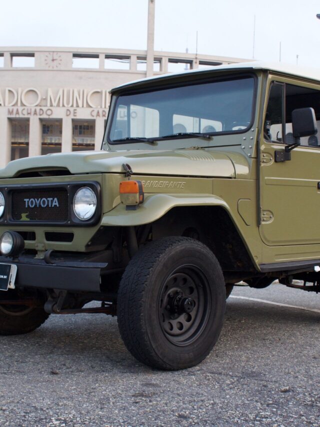 Toyota-Bandeirantes-Jipe-4X4-1981-carros-antigos-3-1