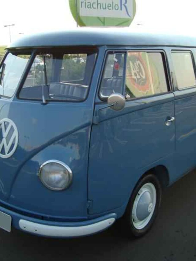 Kombi-luxo-1959-van-antiga-