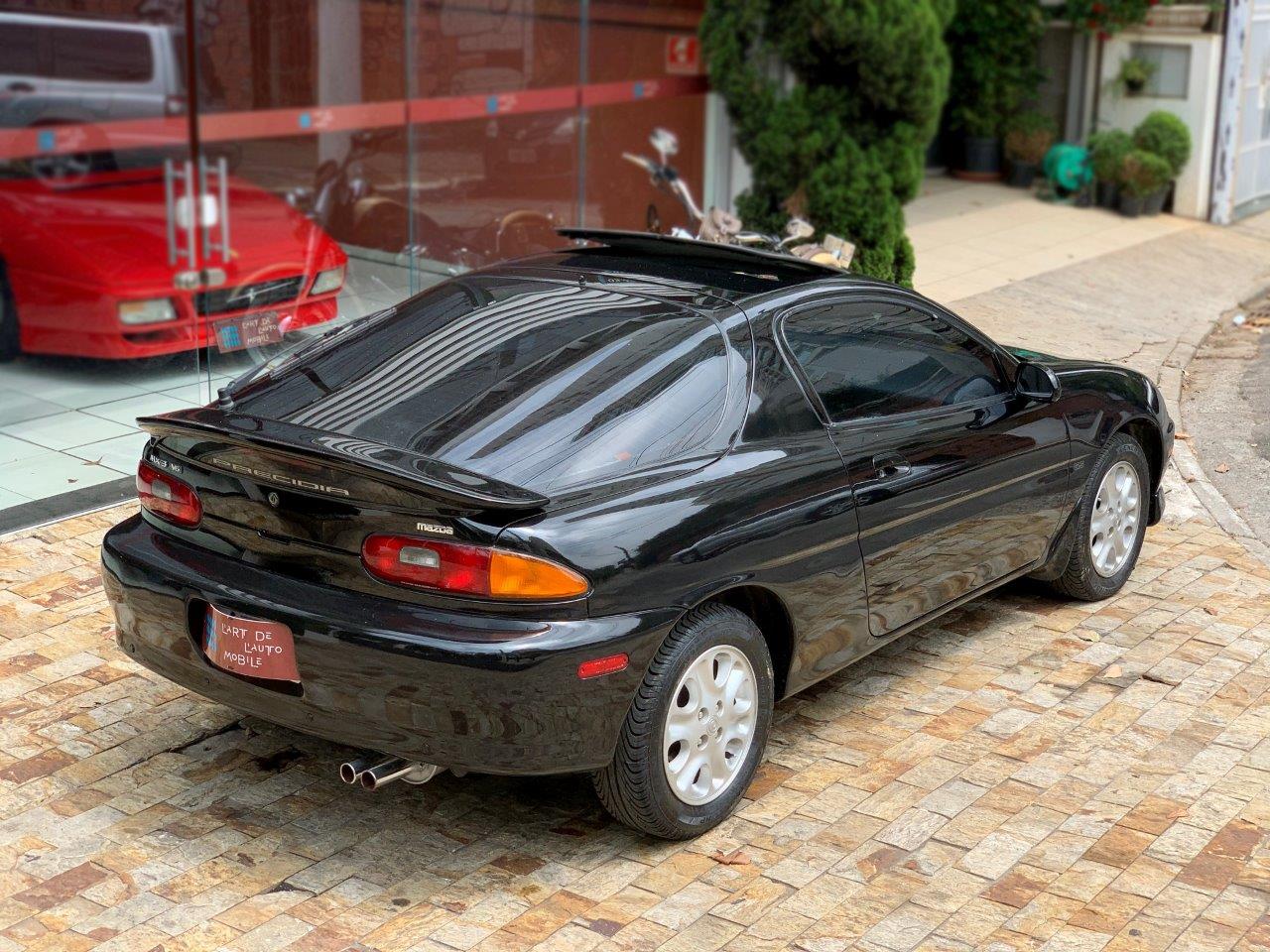 Mazda MX3 1.8 V6 1993 o cupê compacto que ultrapassava os