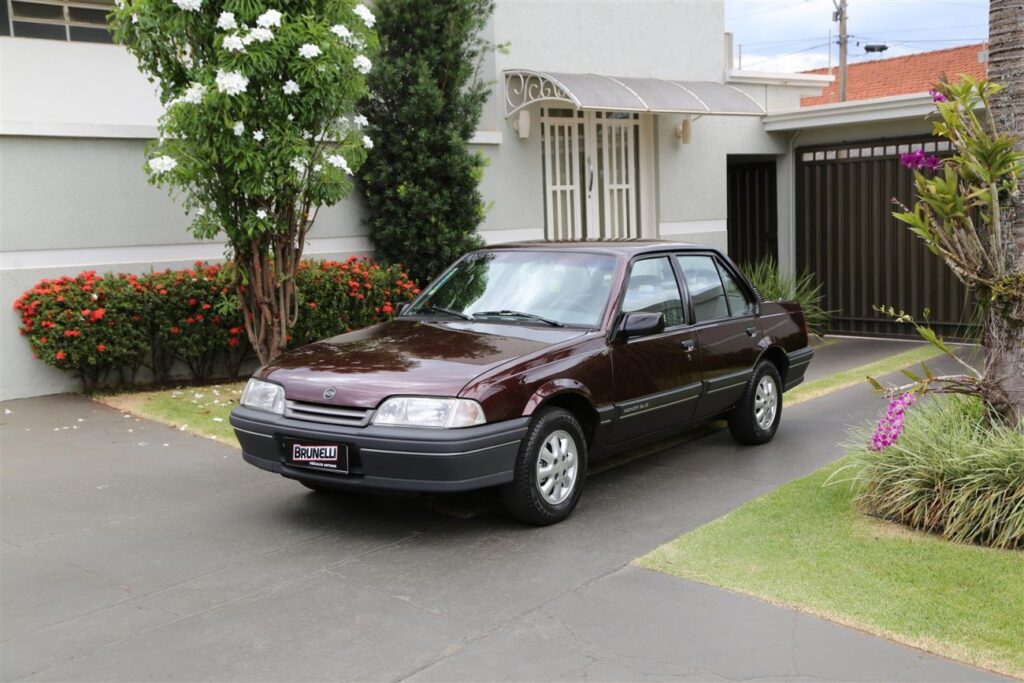 Chevrolet-Monza-sl-e-2.0-1993-carros-antigos-