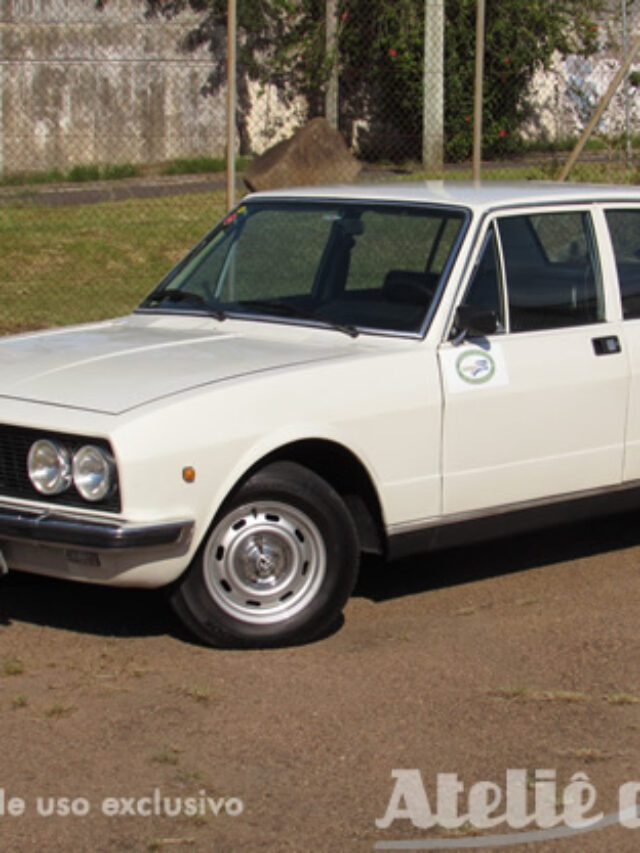 Alfa-Romeu-2300B-1974-carros-antigos