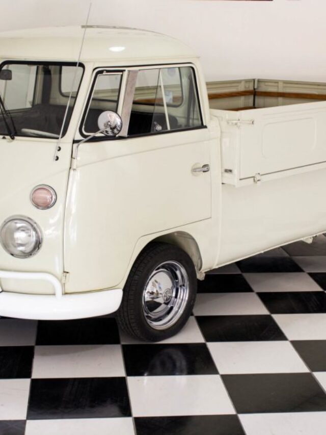 cropped-Kombi-cabrita-1974-carroceria-karmann-Ghia-picapes-2.jpg