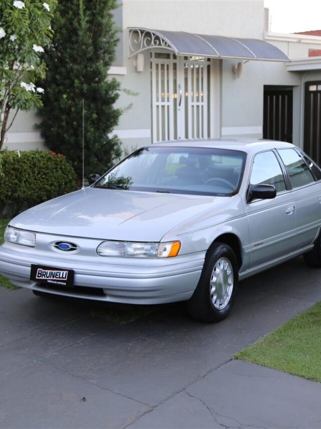 cropped-Ford-Taurus-GL-1995-carros-antigos-40.jpg