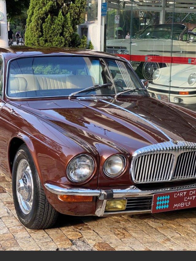 Jaguar XJ Daimler Sovereing 1974, um descendente direto da realeza inglesa