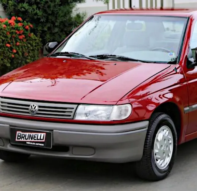 cropped-Logus-1994-sedan-medio-25.webp