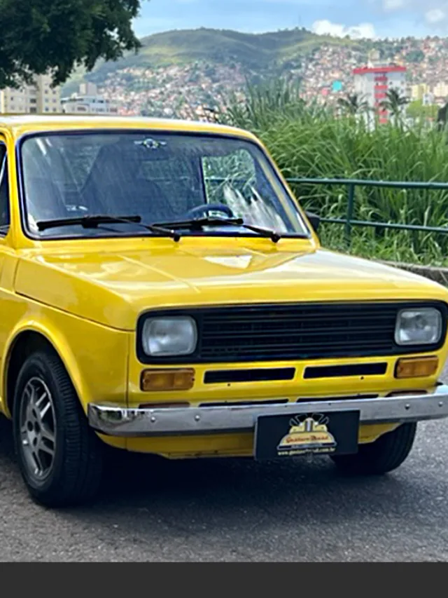 Fiat 147 amarelo 1977, a montadora completa 1 ano de Brasil, com um gigantesco desafio