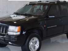 Jeep-Grand-Cherokee-Limited-5.2-V8-4X4-carros-de-luxo-antigos-15
