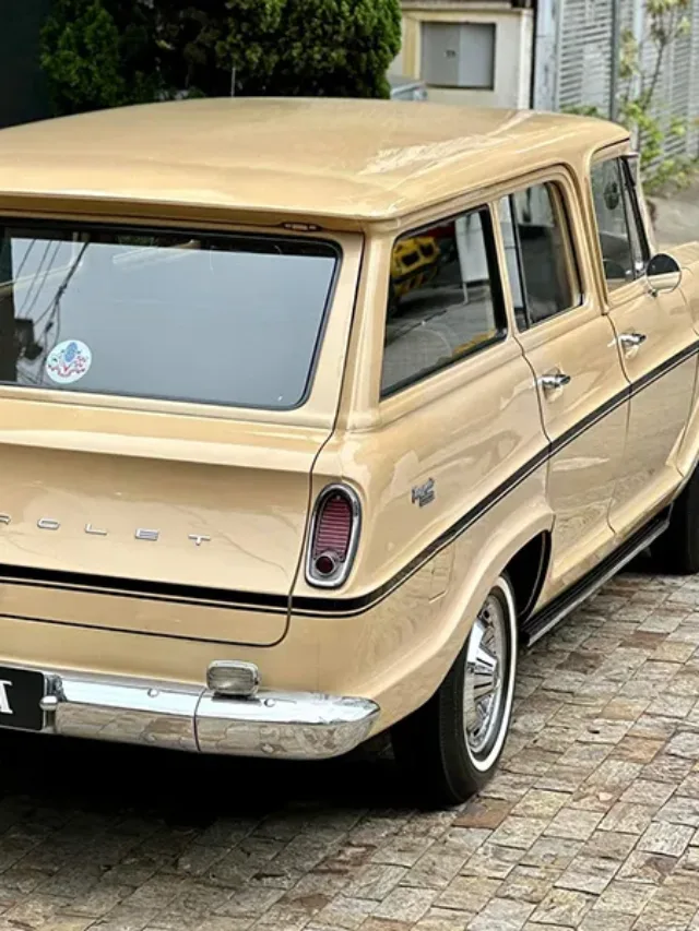 Van Chevrolet Veraneio 1979 no auge da carreira, o rei dos serviços públicos