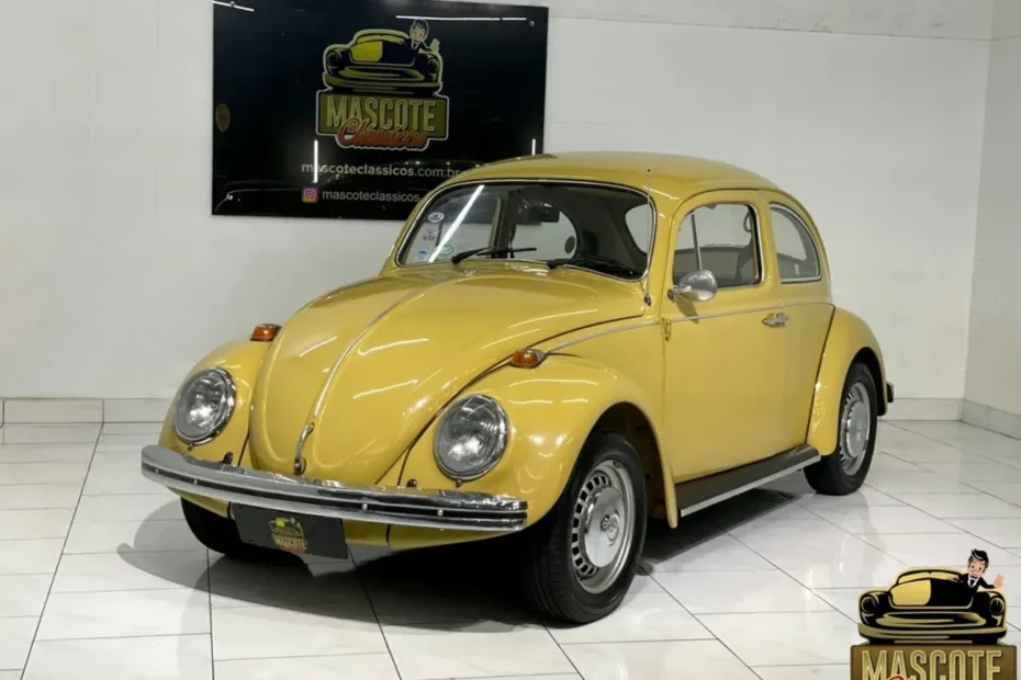 Volkswagen Fusca 1500 1972 cor Amarelo Colonial colecionador