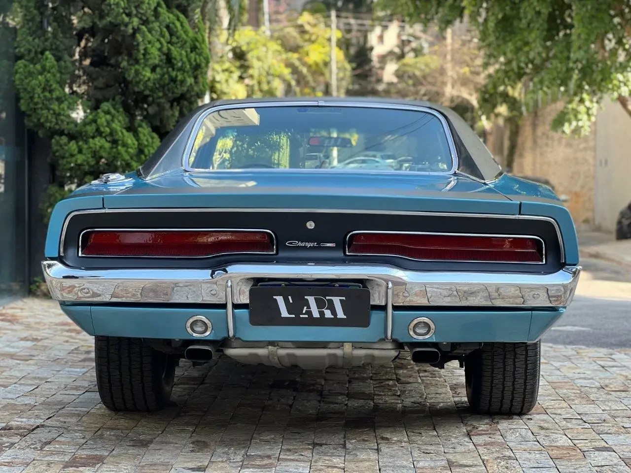 Charger americano