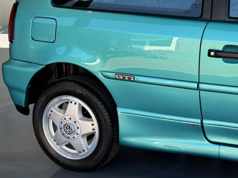 Vídeo Volkswagen Gol GTi segunda geração
