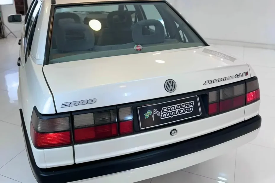 VW SANTANA GLSI 2.0 branco pérola 1993
