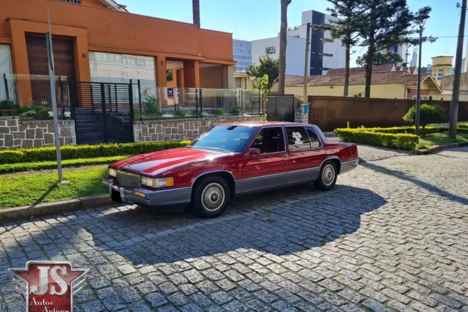 Cadillac DeVille Sedan 1990