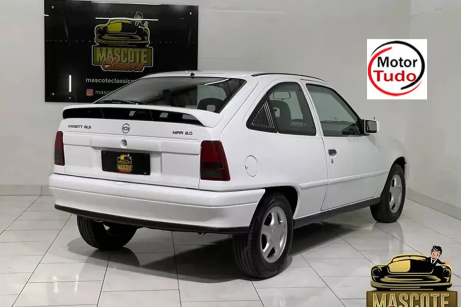 Fotos de carro antigo Kadett GLS ano de despedido do projeto Opel